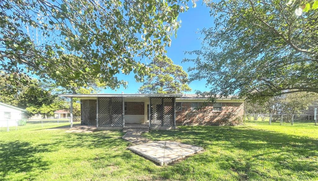 Johnson Qtr Acre - Residential
