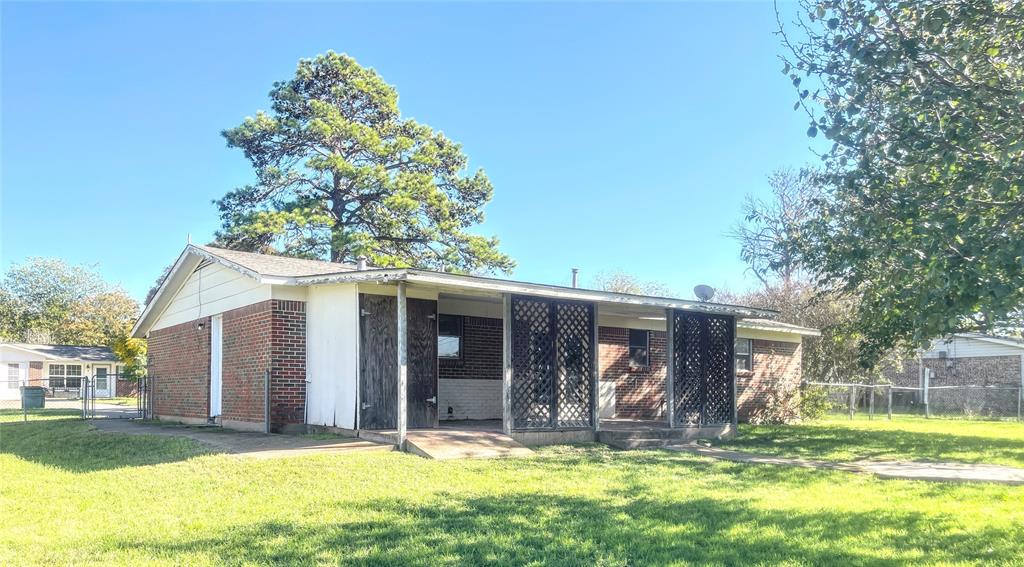 Johnson Qtr Acre - Residential