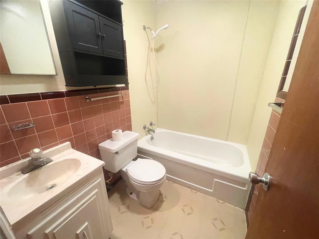 Johnson Qtr Acre - Residential