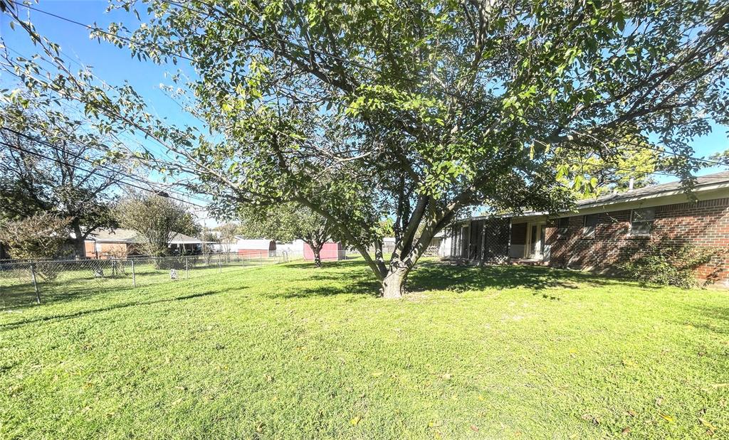 Johnson Qtr Acre - Residential