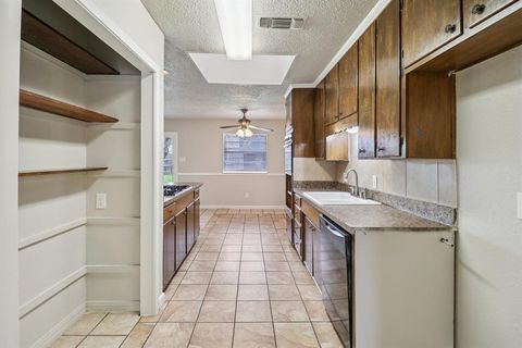 Tiny photo for 413 Glen haven Drive, Azle, TX 76020 (MLS # 21201248)