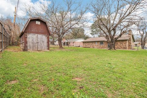 Tiny photo for 413 Glen haven Drive, Azle, TX 76020 (MLS # 21201248)