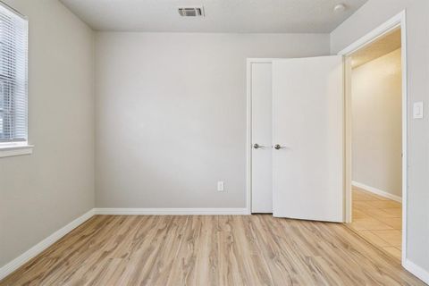 Tiny photo for 413 Glen haven Drive, Azle, TX 76020 (MLS # 21201248)