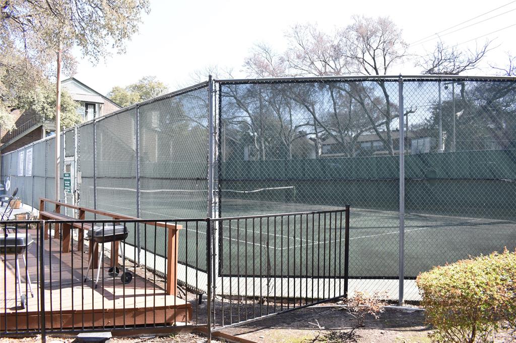 Woodhaven Condo - Residential