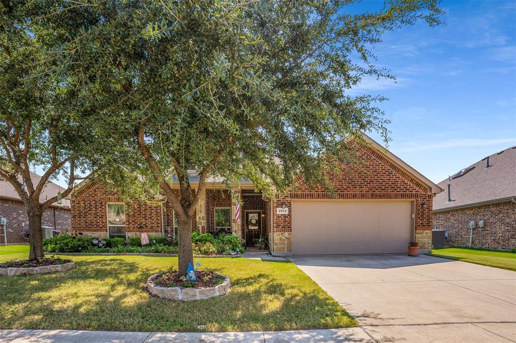 2932 Saddle Creek Drive