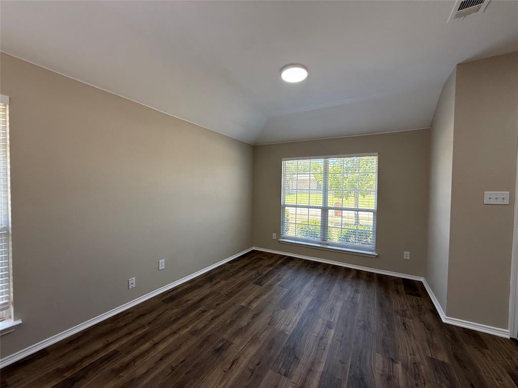 2110 Gleaner Drive