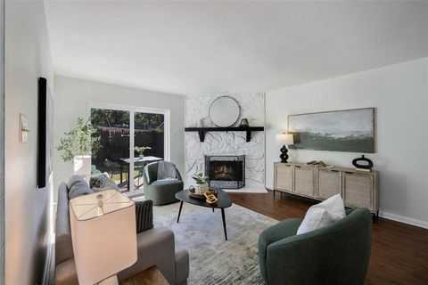 Photo of 1620 Brentwood Drive, Irving, TX 75061 (MLS # 21092464)