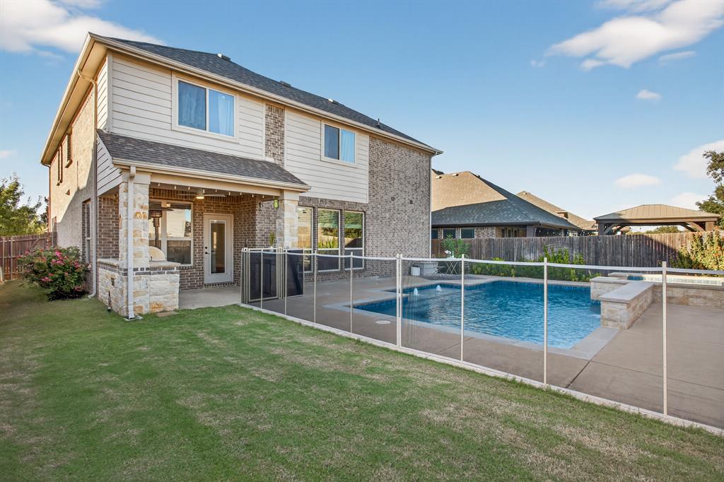 9505 Meadowpark Drive