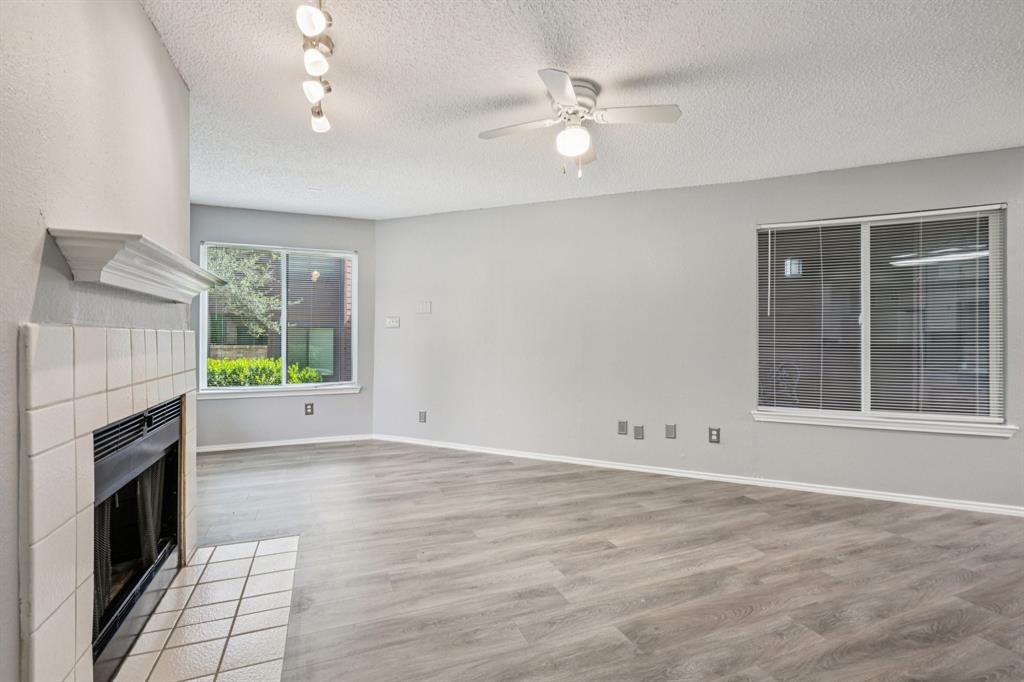 Oak Creek Condo - Residential