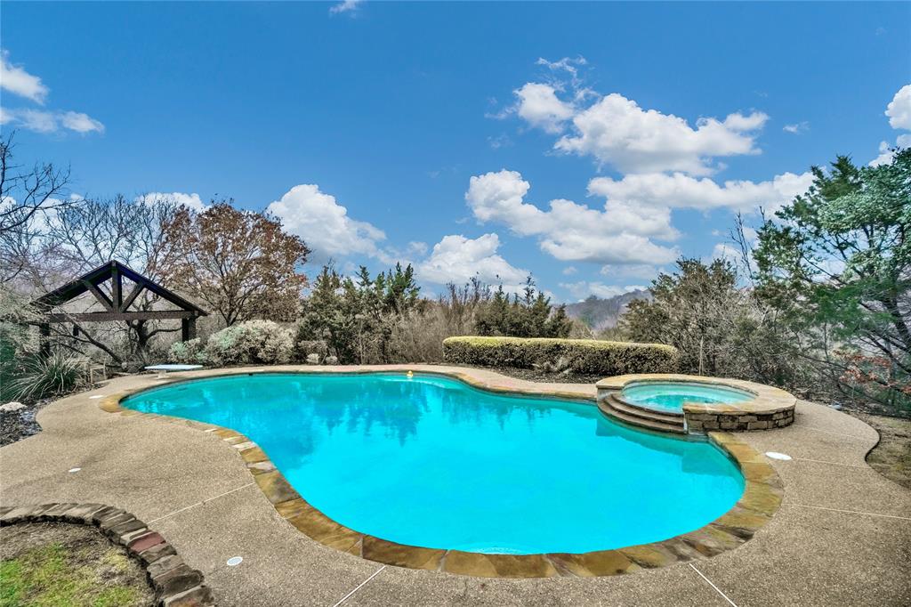 Country Living Add - Residential