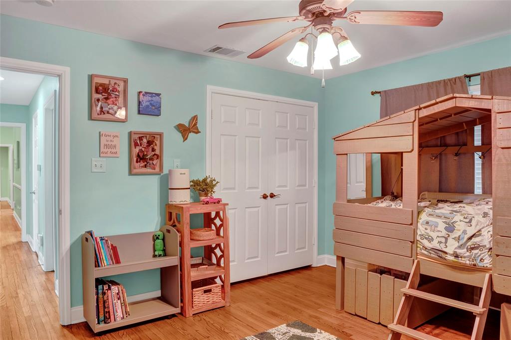 Country Living Add - Residential