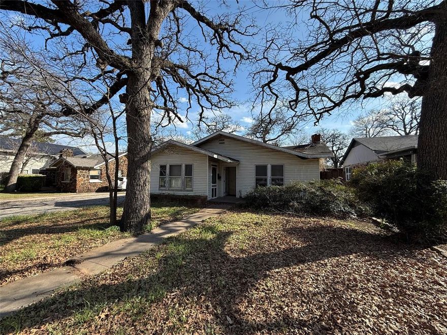 Situated in the established Oakhurst neighborhood just minutes from downtown Fort Worth, this property presents a rare opportunity for investors, builders, or buyers looking to create value in a rapidly evolving area. The home sits on a generous lot of approximately 10,800 square feet, offering flexibility for renovation, expansion, or potential redevelopment depending on buyer vision.

Surrounded by a mix of renovated historic homes and new investment activity, the location provides convenient access to Downtown Fort Worth, the Trinity River, Race Street dining and entertainment, and major highways, making it attractive for both homeowners and investors alike.
The existing structure will require significant renovation and is being offered as-is, making it ideal for those looking to restore a classic home or explore the possibilities the lot and location provide.

Opportunities like this are becoming increasingly limited in this pocket of Fort Worth. Bring your vision and unlock the potential this property and location have to offer.