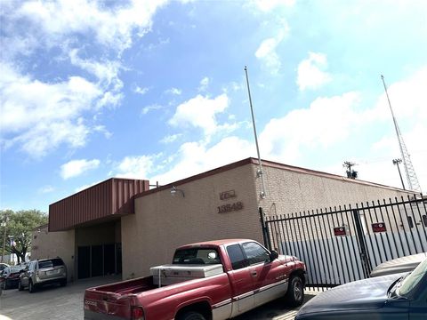 13550 Vargon Street Dallas TX 75243