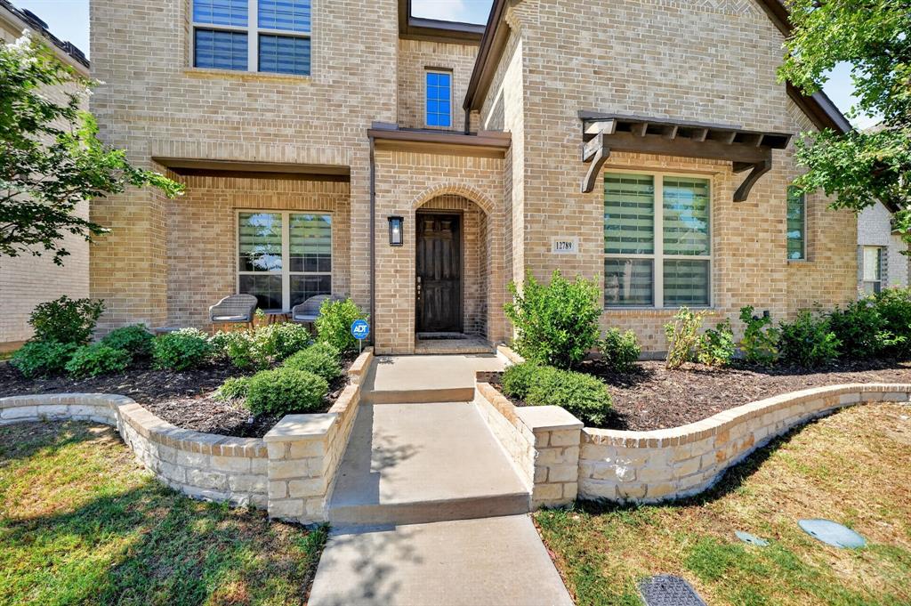 12789 Royal Oaks Lane