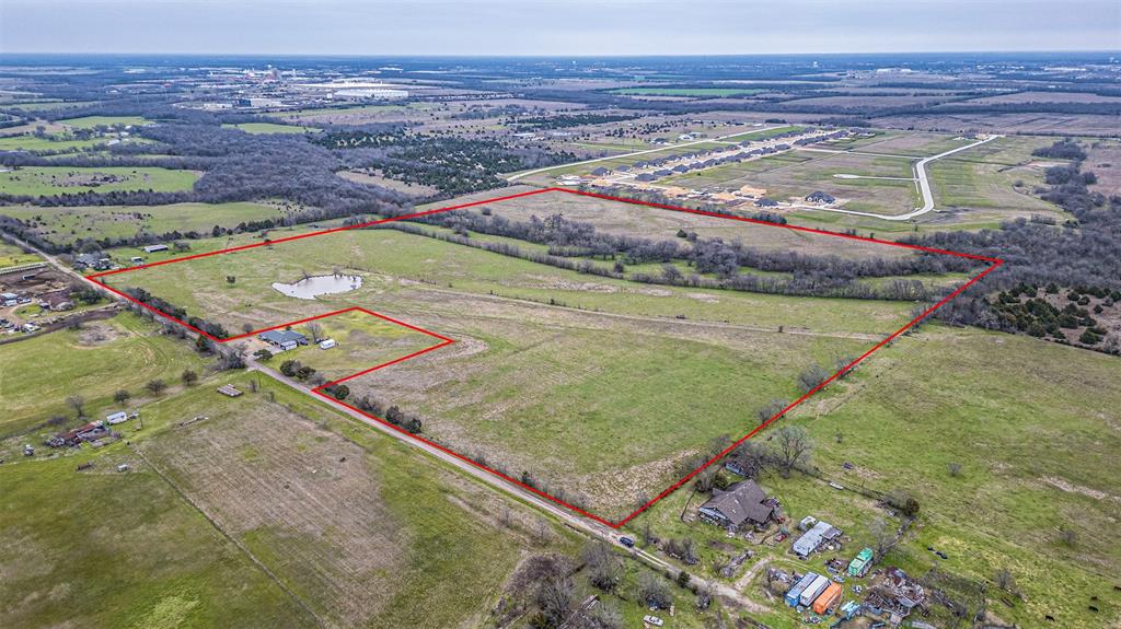 1689 County Road 2116