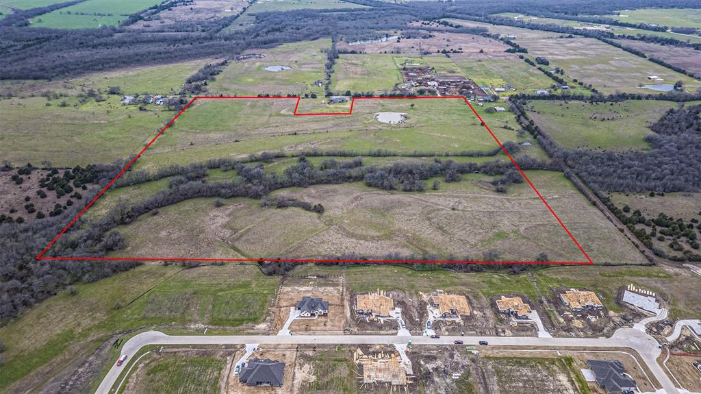 1689 County Road 2116