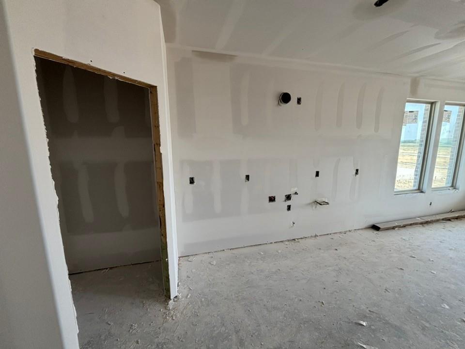 Photo 9 of 14 of 2020 Kelva Drive house