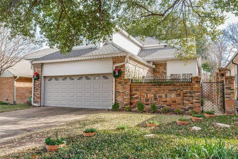 5014 Village Court Dallas TX 75248