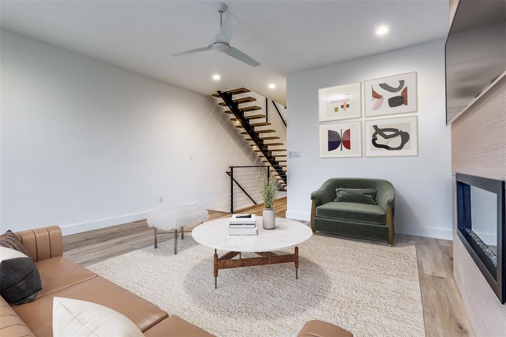 Luis Loeza Addition - Residential Lease