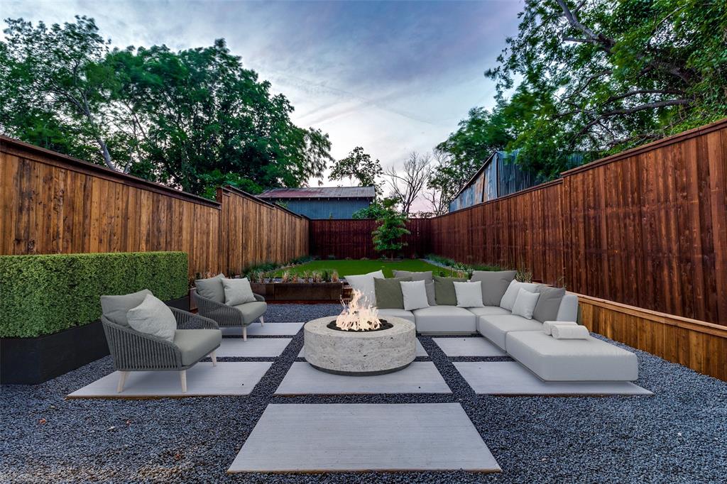 Luis Loeza Addition - Residential Lease