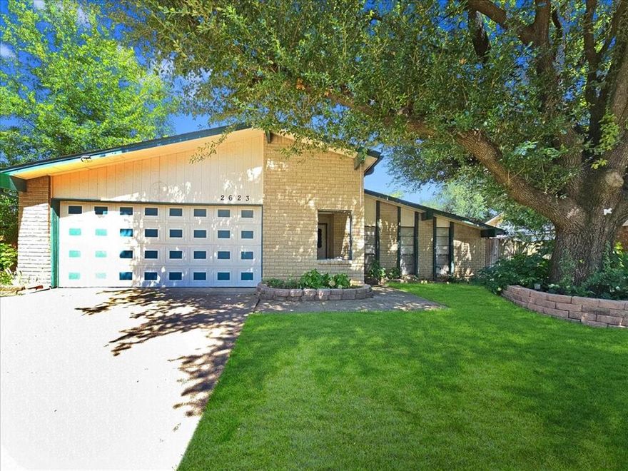 Great starter home in the school district you want! Dunn, Young, and Martin school district. Spacious home with 2 living rooms and 2 dining areas. Luxury ceramic tile flooring in both formals, the living room, and the master bedroom. Fireplace in the living room and huge covered patio in the side yard. Sprinkler system in all parts of the yard except right behind the home. Quick possession is available. A new roof and gutters were just installed. Great location in Rushmoor-close to schools, shopping, and entertainment.