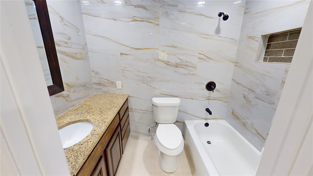 Parkwood Creek Condos - Residential