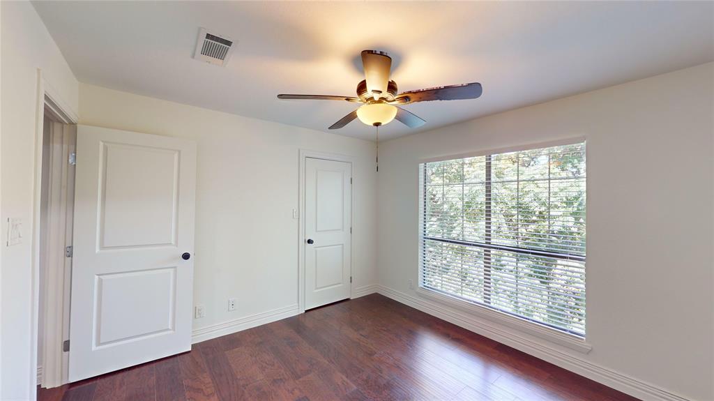 Parkwood Creek Condos - Residential