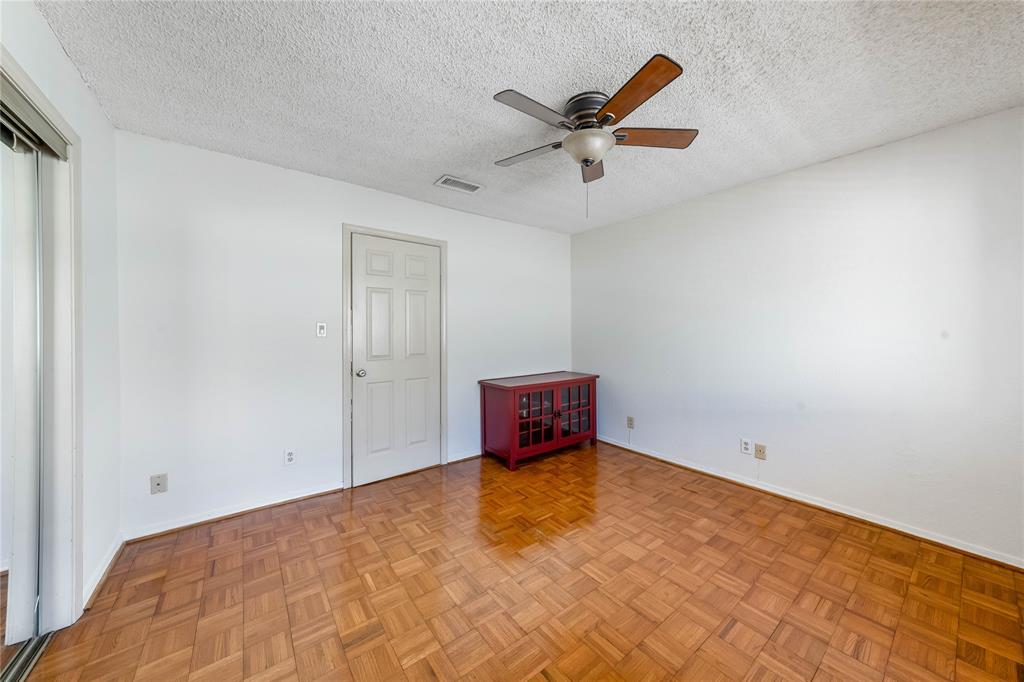 Emily Lane Condo - Residential