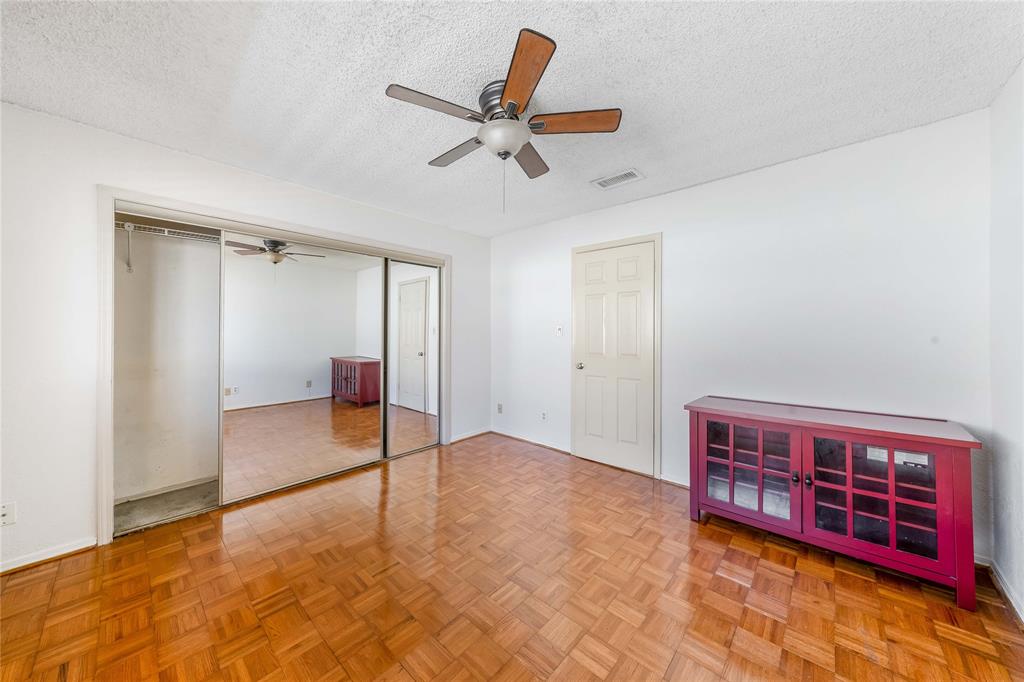 Emily Lane Condo - Residential