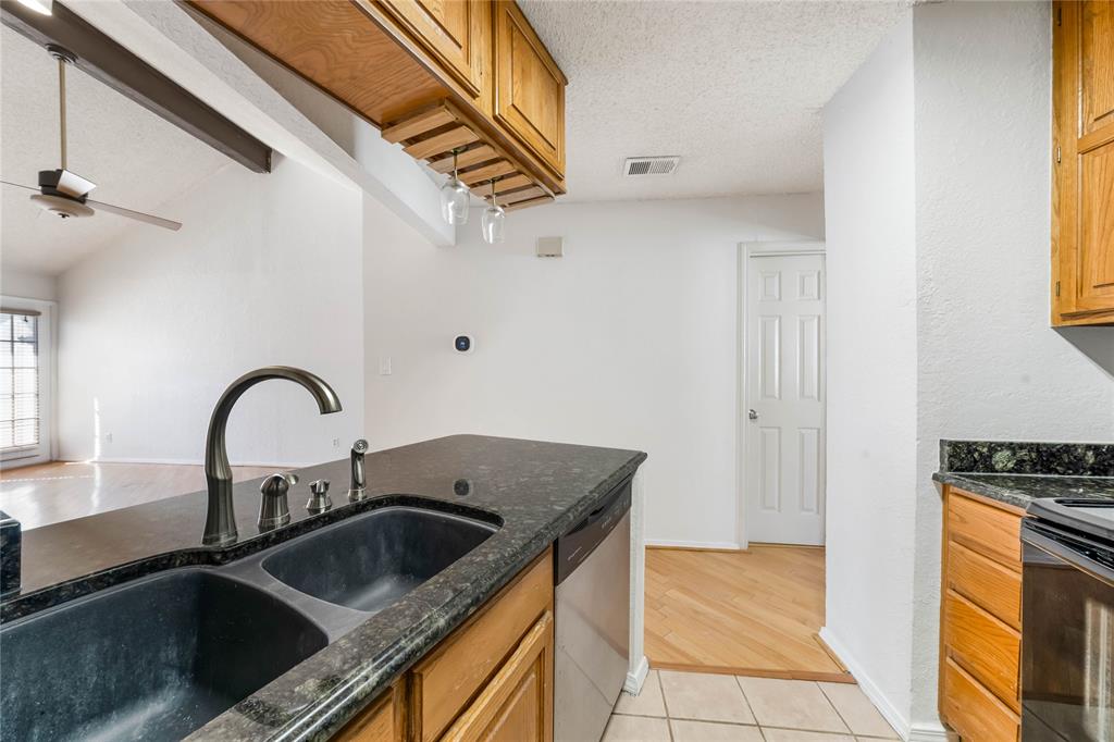 Emily Lane Condo - Residential