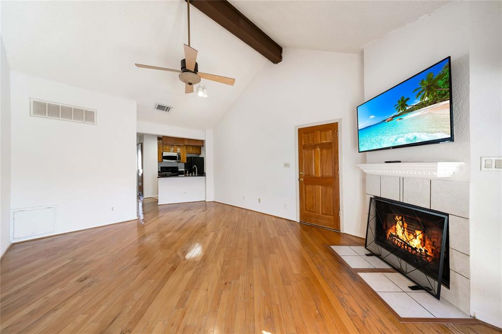 Emily Lane Condo - Residential