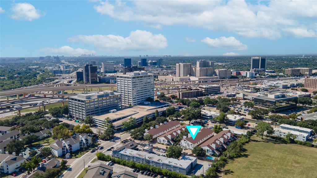 Emily Lane Condo - Residential