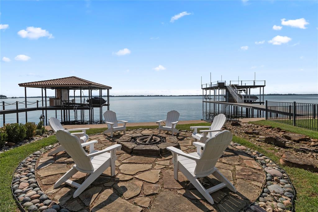 Pinnacle Club - Residential