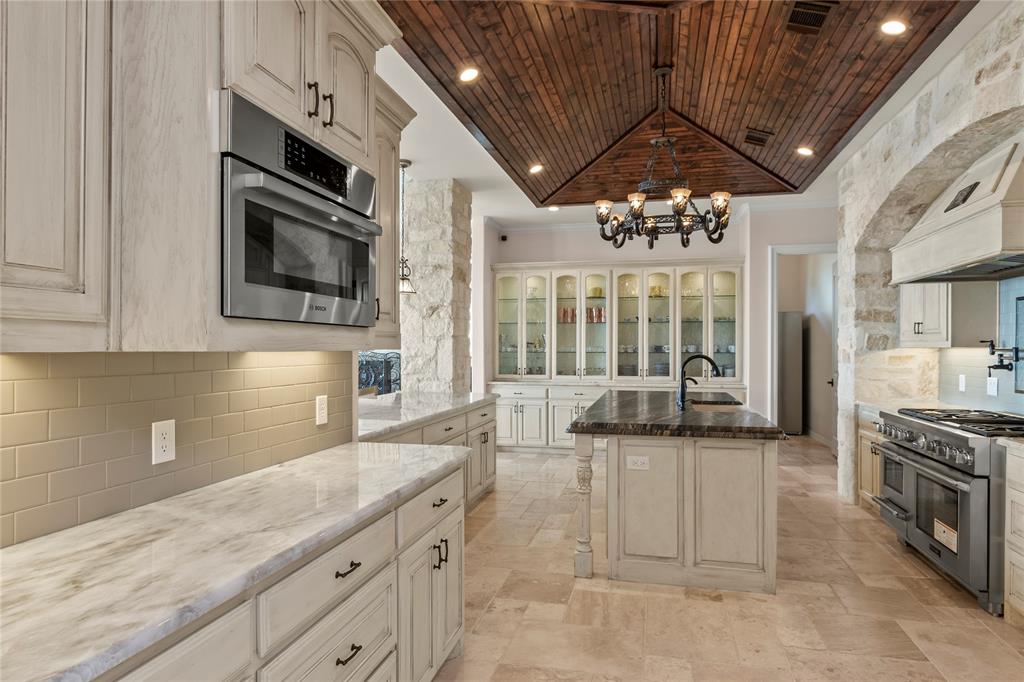 Pinnacle Club - Residential