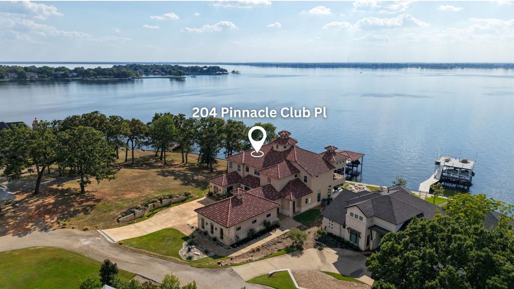 Pinnacle Club - Residential
