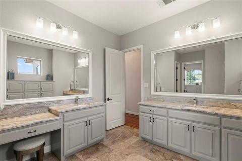 Tiny photo for 204 Pinnacle Club Place, Mabank, TX 75156 (MLS # 21079290)