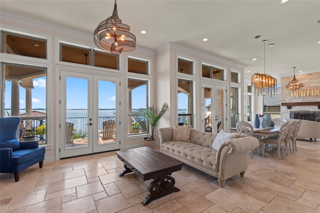 Pinnacle Club - Residential