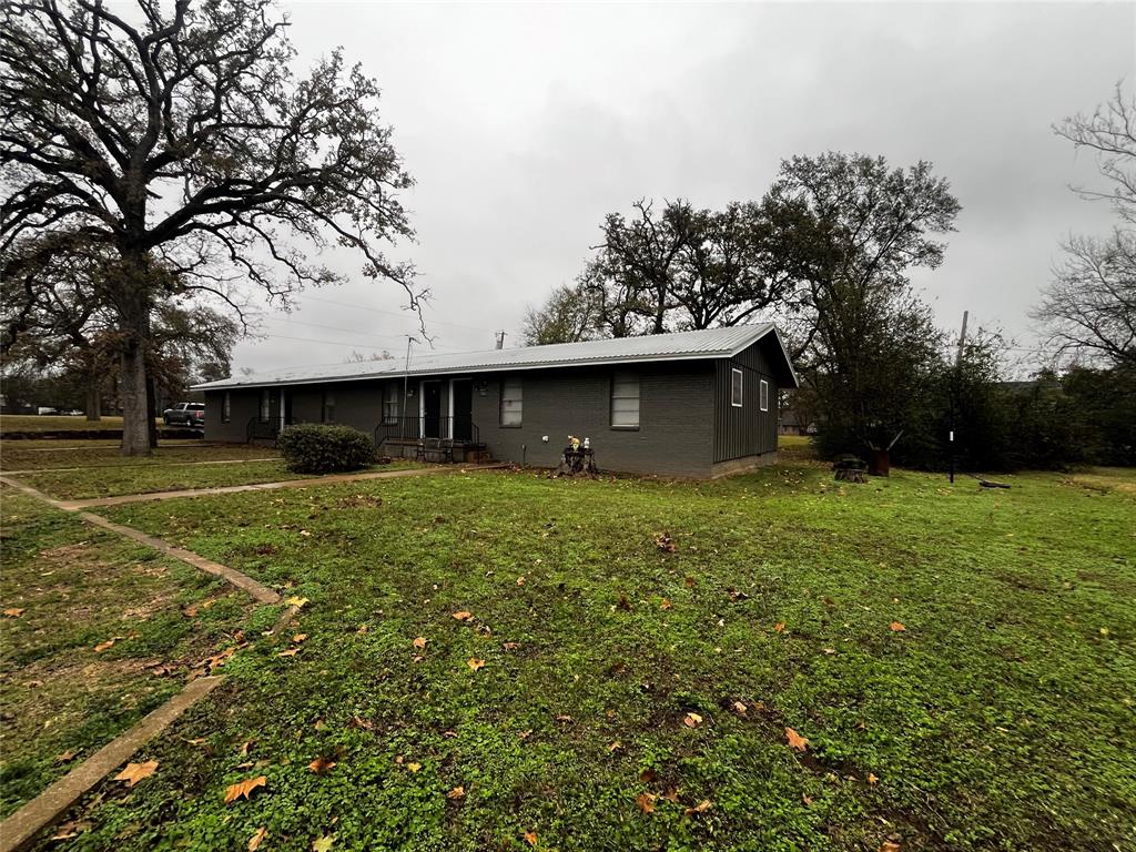 Richardsons Add 02 - Residential Income