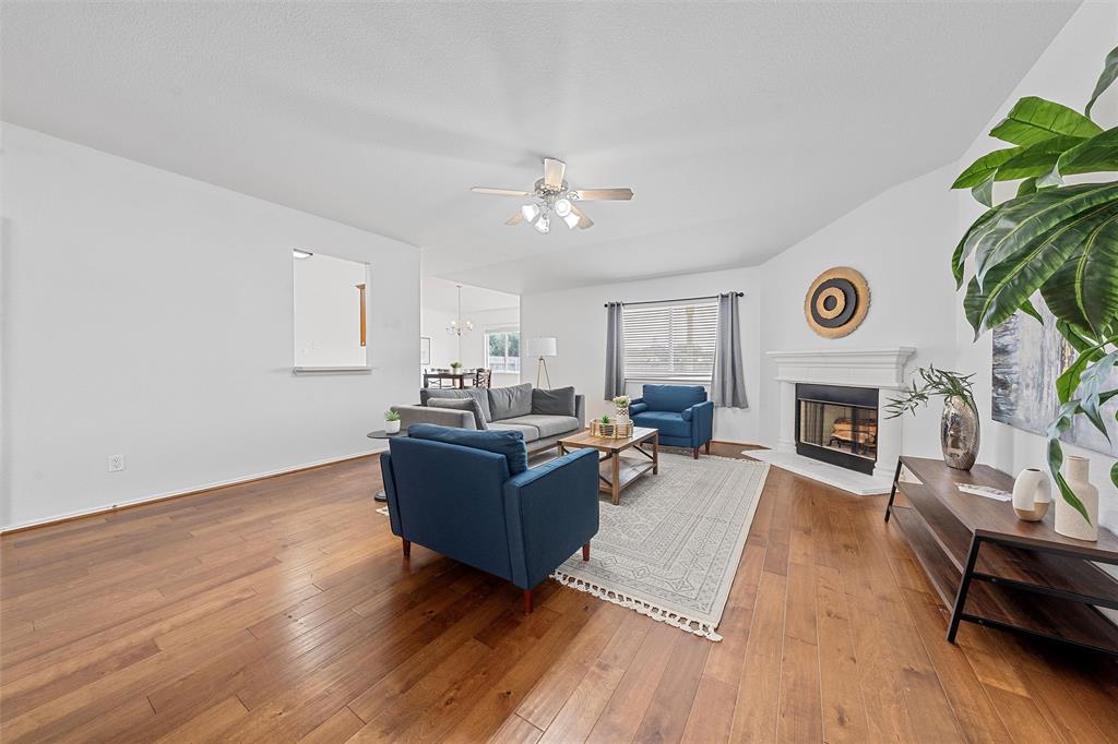 10120 Salem Way