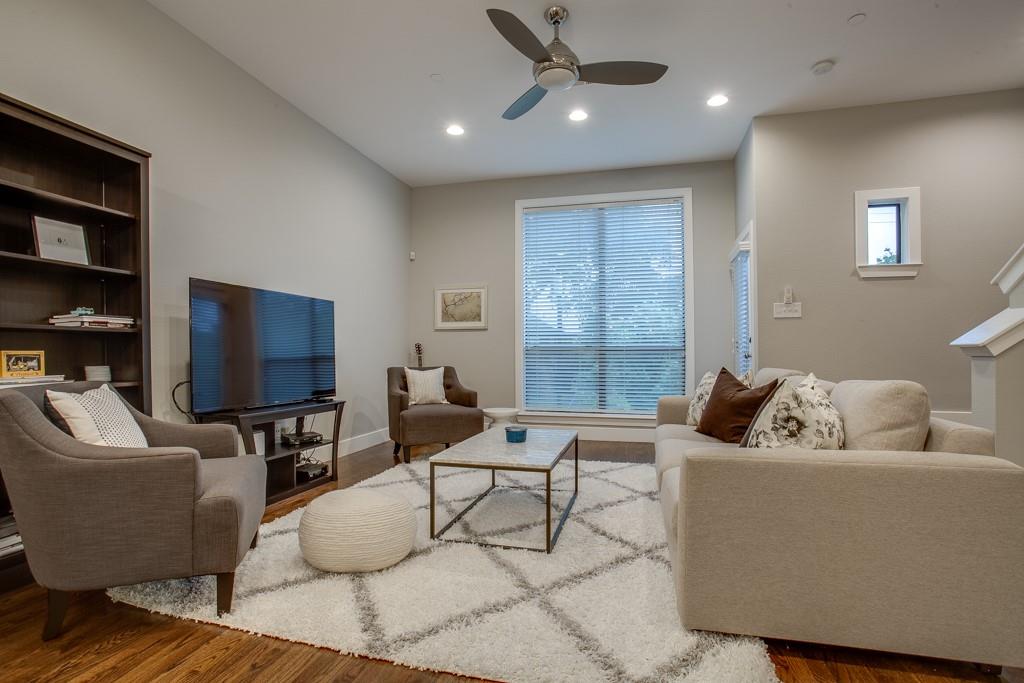 Palo Alto Twnhms Condo - Residential