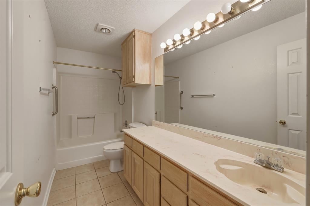 500 Bluebonnet Drive