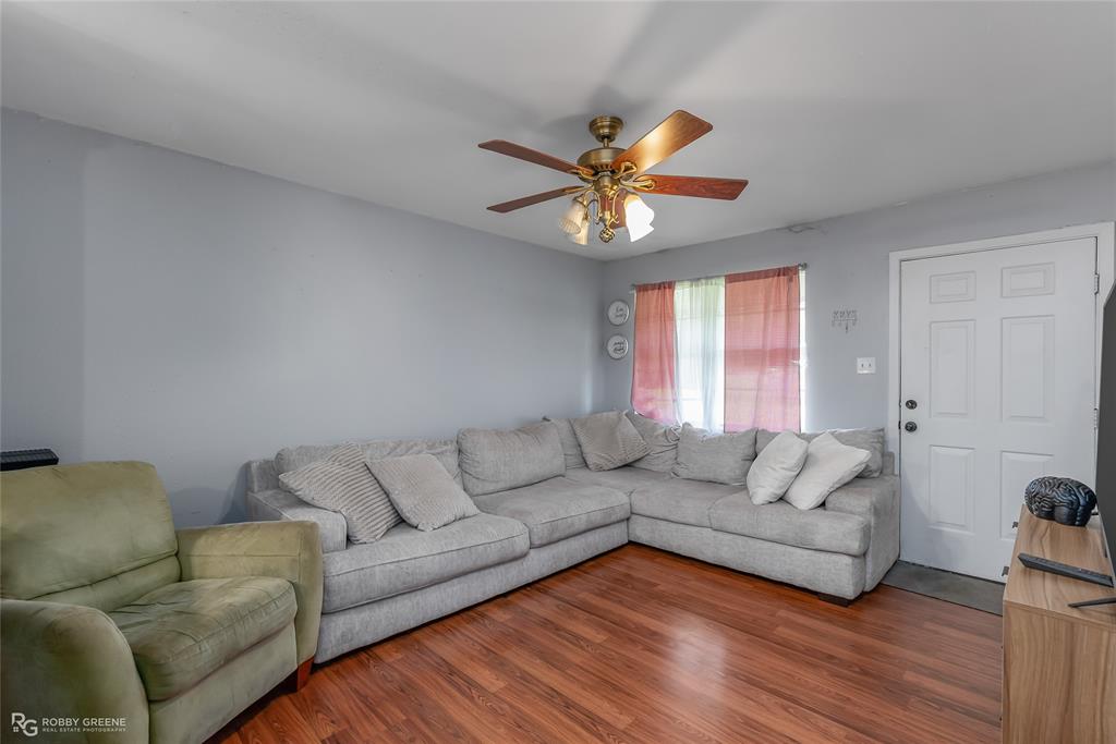 Shreveport, Louisiana 71118, United States, 3 Bedrooms Bedrooms, ,1 BathroomBathrooms,Residential,Pending,50423