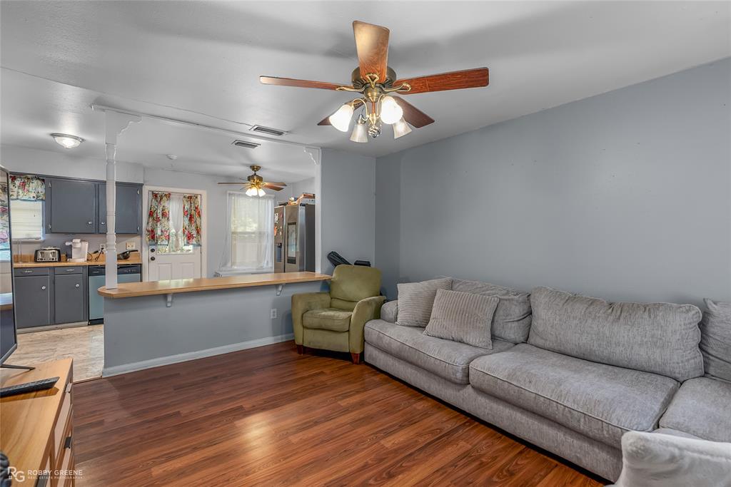 Shreveport, Louisiana 71118, United States, 3 Bedrooms Bedrooms, ,1 BathroomBathrooms,Residential,Pending,50423