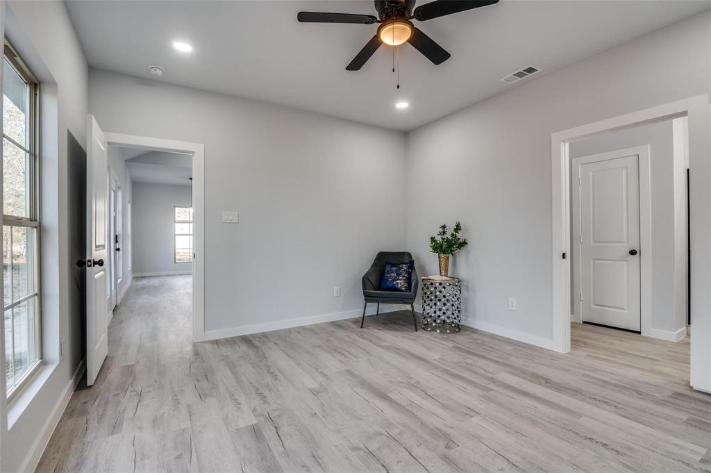 D Muckleroy - Residential