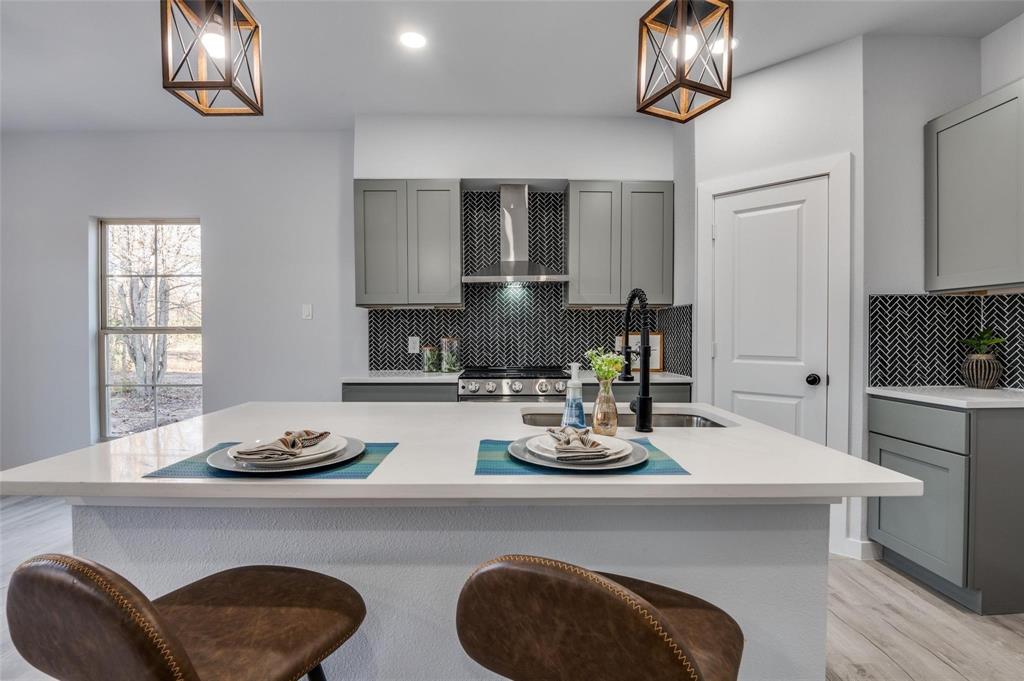 D Muckleroy - Residential