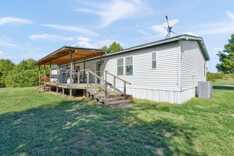 A home in Whitesboro