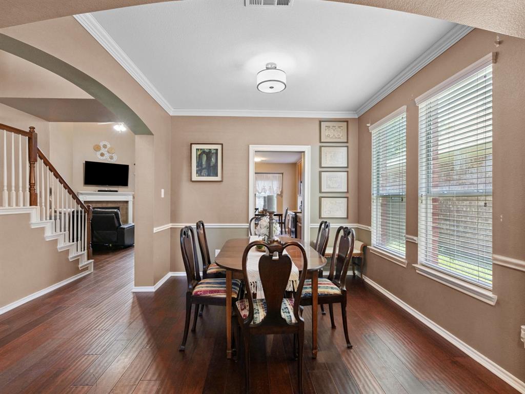 753 Bridle Trail