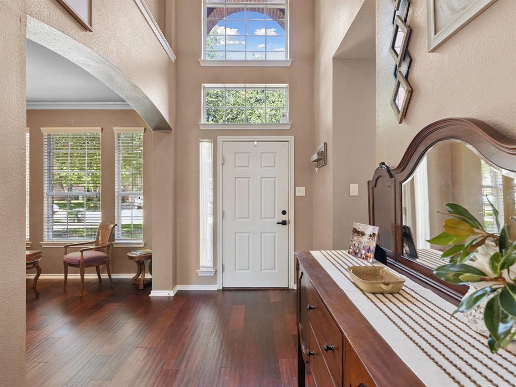 753 Bridle Trail