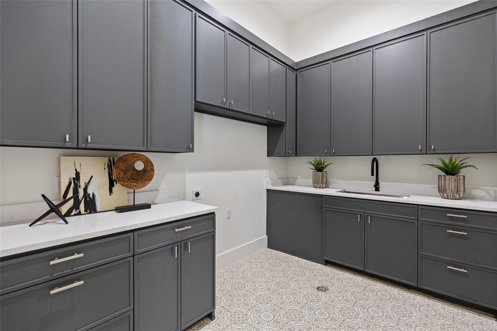 Shadow Brook Place - Residential