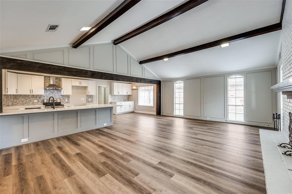9742 Amberley Drive